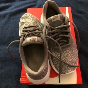 Nike Tanjun Grey Leopard Sneakers